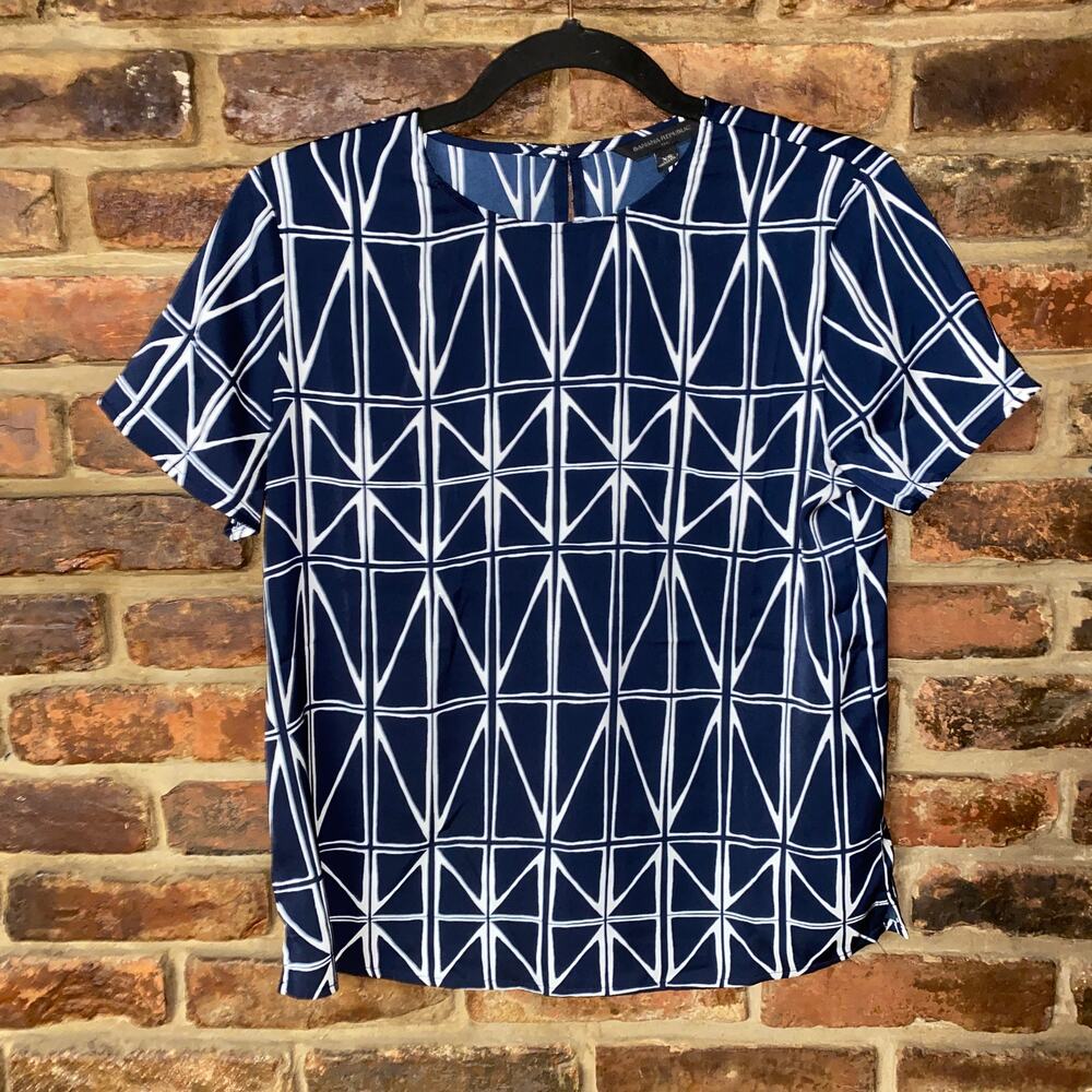 Banana Republic Navy Blue White Snow Day Essential Crew Neck Top Women's Size XS